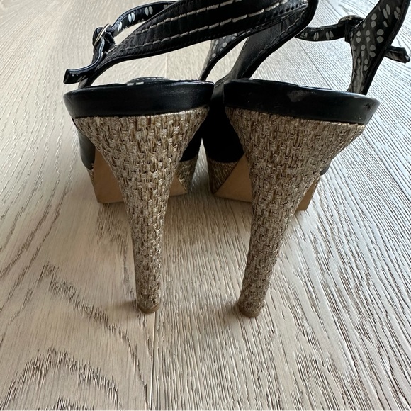 Jessica Simpson Raffia Straw Platform Sandals w/Black Leather Peep Toe - Picture 4 of 15